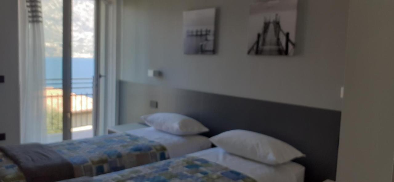 Appartamento Leccino Malcesine Exteriör bild